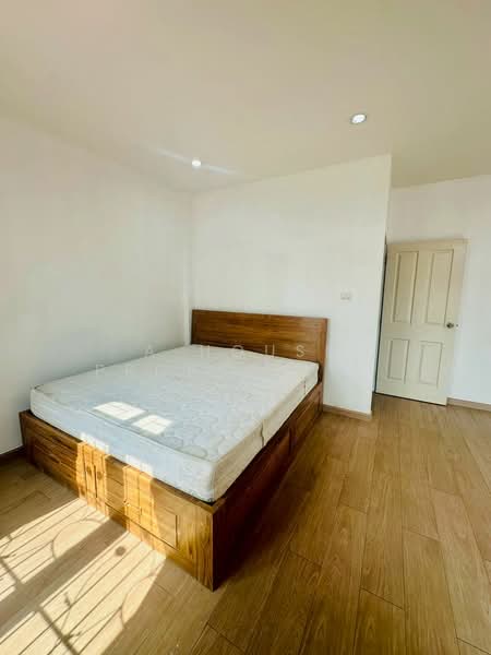 The Central Life Village Sriracha-Suan Suea, Chon Buri (Pattaya), Nong - Kham, Si Racha, Chon Buri (Pattaya), 3 Bedrooms, 72 sqm, Townhouse For Sale, by A House Property Co.,Ltd., 500255199 - DDproperty.com