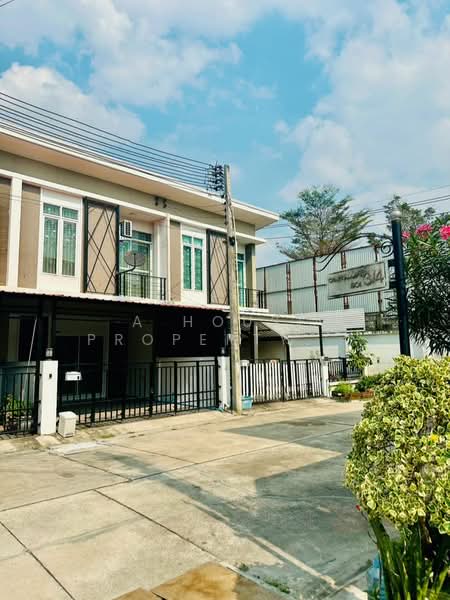 The Central Life Village Sriracha-Suan Suea, Chon Buri (Pattaya), Nong - Kham, Si Racha, Chon Buri (Pattaya), 3 Bedrooms, 72 sqm, Townhouse For Sale, by A House Property Co.,Ltd., 500255199 - DDproperty.com