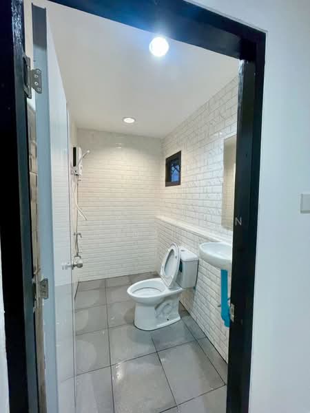 บ้านให้เช่า – ใกล้โรงเรียนนานาชาติเกรซ เพียง 5 นาที ค่าเช่า 18,000 บาท /เดือน รหัสทรัพย์ :No.14H1072, เชียงใหม่, หารแก้ว, หางดง, เชียงใหม่, 200 ตร.ม., บ้านเดี่ยว ให้เช่า, โดย Rutchaporn Tunsiri, 500255229 - DDproperty.com