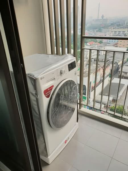 Urbano Rajavithi, Bangkok, Rajavithi Road, Bang Phlat, Bang Phlat, Bangkok, 1 Bedroom, 30 sqm, Condo For Rent, by Aparasmi Mengoon, 500255242 - DDproperty.com