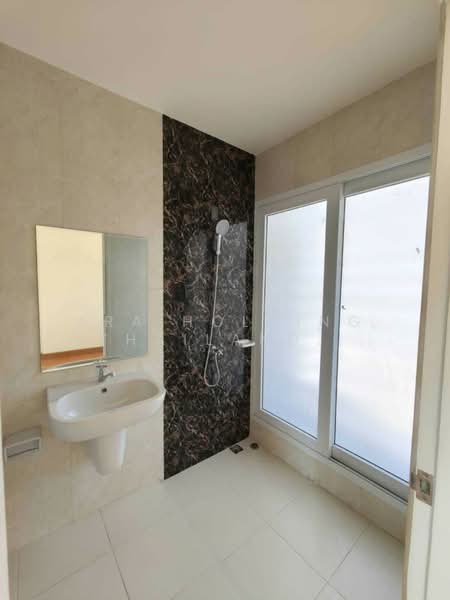 Baan Ratchaphruek Ramkhamhaeng-Suwinthawong, Bangkok, Suwinthawong Road, Saen Sab, Min Buri, Bangkok, 3 Bedrooms, 168 sqm, Single Detached House For Sale, by ERA Holding (Thailand) Co., Ltd., 500255244 - DDproperty.com