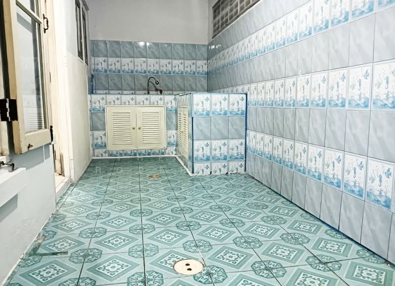 Pruksa 15 Thepharak, Samut Prakan, Praksa-Tamru Road, Phreak Sa Mai, Muang Samut Prakarn, Samut Prakan, 3 Bedrooms, 100 sqm, Townhouse For Sale, by The Best Property ตาล, 500255246 - DDproperty.com