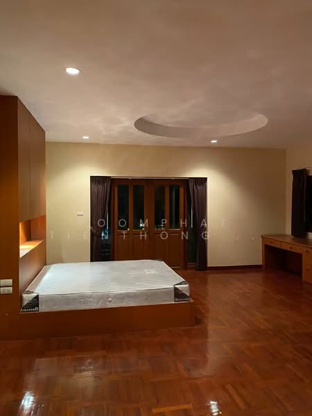 4-BR House, Bangkok, Nawamin, Bueng Kum, Bangkok, 4 Bedrooms, 357 sqm, Single Detached House For Sale, by Poomphat Tienthongsakul, 500255253 - DDproperty.com