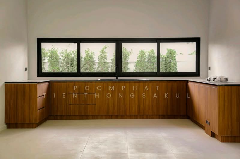 undefined, Bangkok, Dok Mai, Prawet, Bangkok, 4 Bedrooms, 416 sqm, Single Detached House For Sale, by Poomphat Tienthongsakul, 500255263 - DDproperty.com