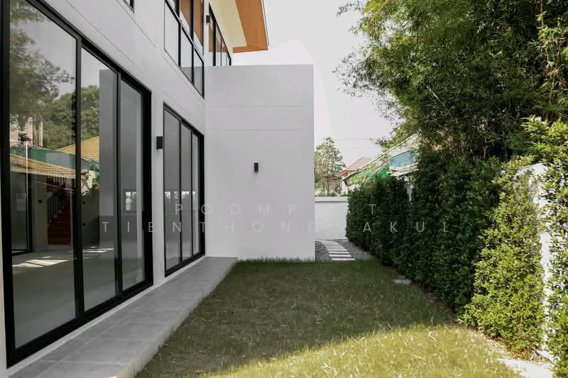 undefined, Bangkok, Dok Mai, Prawet, Bangkok, 4 Bedrooms, 416 sqm, Single Detached House For Sale, by Poomphat Tienthongsakul, 500255263 - DDproperty.com