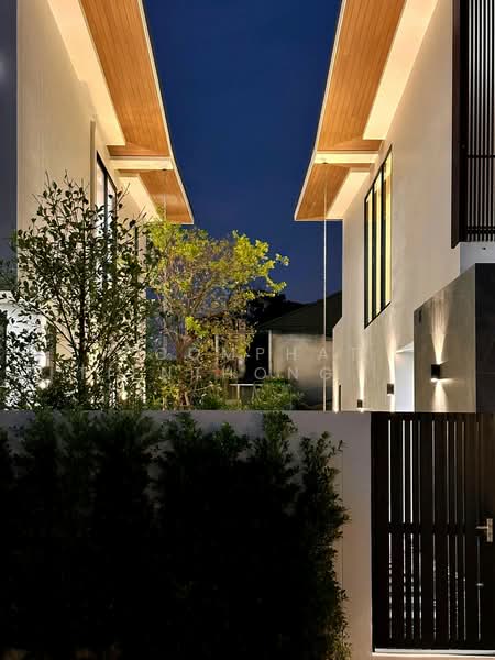 undefined, Bangkok, Dok Mai, Prawet, Bangkok, 4 Bedrooms, 416 sqm, Single Detached House For Sale, by Poomphat Tienthongsakul, 500255263 - DDproperty.com