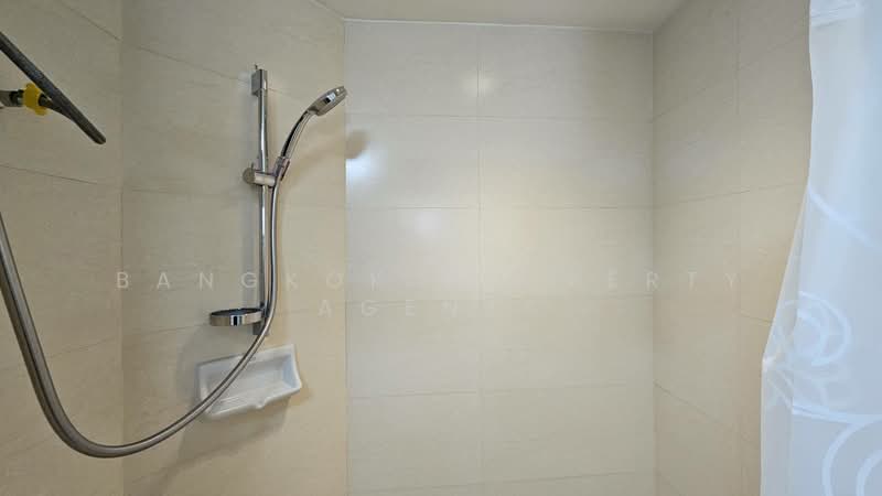 Fifty Fifth Tower, Bangkok, 84 Soi Sukhumvit 55, Sukhumvit Road, Khlong Tan Nua, Watthana, Bangkok, 2 Bedrooms, 170 sqm, Condo For Rent, by BANGKOK PROPERTY AGENTS, 500255268 - DDproperty.com