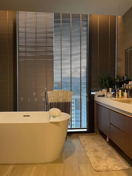 The Esse at Singha Complex, Bangkok, 1788 New Petchaburi Rd, Khlongtoei Nua, Watthana, Bangkok, 4 Bedrooms, 300 sqm, Condo For Sale, by Poomphat Tienthongsakul, 500255281 - DDproperty.com