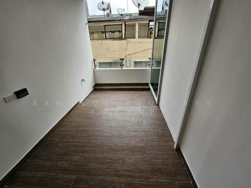 GM Height, Bangkok, Soi Sukhummvit 22, Khong Tan, Khlong Toei, Bangkok, 3 Bedrooms, 180 sqm, Condo For Rent, by BANGKOK PROPERTY AGENTS, 500255308 - DDproperty.com