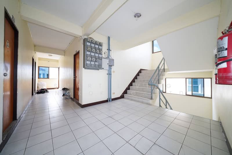 Apartment Ngamwongwan Chinnaket, Bangkok, Thung Song Hong, Lak Si, Bangkok, , 800 sqm, Shophouse For Sale, by Smart Living Bangkok Co.,Ltd., 500255315 - DDproperty.com