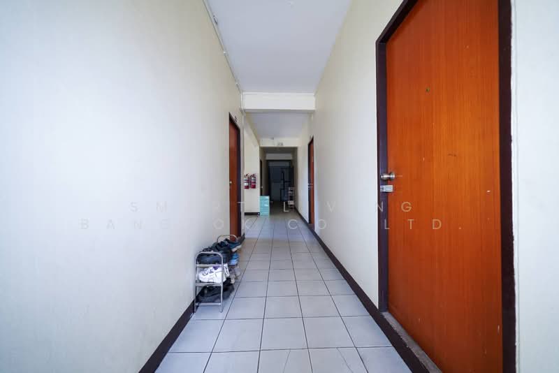 Apartment Ngamwongwan Chinnaket, Bangkok, Thung Song Hong, Lak Si, Bangkok, , 800 sqm, Shophouse For Sale, by Smart Living Bangkok Co.,Ltd., 500255315 - DDproperty.com