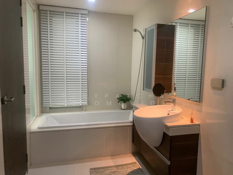 Sky Walk Residences, Bangkok, 1599 Sukhumvit Road, Phra Kanong Nua, Watthana, Bangkok, 2 Bedrooms, 60 sqm, Condo For Rent, by Ploypatcha Chomchid, 500255339 - DDproperty.com