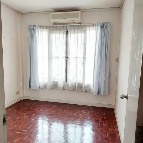 บุศรินทร์ พระยาสุเรนทร์40, Bangkok, Sam Wa Tawan Tok, Khlong Sam Wa, Bangkok, 3 Bedrooms, 100 sqm, Townhouse For Sale, by The Best Property เล็ก, 500255378 - DDproperty.com