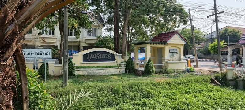 บุศรินทร์ พระยาสุเรนทร์40, Bangkok, Sam Wa Tawan Tok, Khlong Sam Wa, Bangkok, 3 Bedrooms, 100 sqm, Townhouse For Sale, by The Best Property เล็ก, 500255378 - DDproperty.com