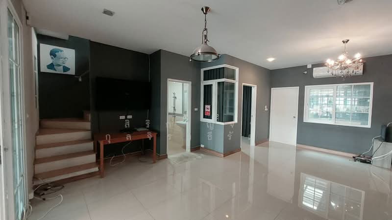 โกลเด้น ทาวน์ ลาดพร้าว เกษตรนวมินทร์-ขายทาวน์โฮม 3 ชั้น ต่อเติมหน้า-ครัวครบ นวมินทร์42 แยก27 WRK003, กรุงเทพ, คลองกุ่ม, บึงกุ่ม, กรุงเทพ, 210 ตร.ม., ทาวน์เฮ้าส์ ขาย, โดย สิริกาญจน์ กุลจิราธีรัตม์, 500255388 - DDproperty.com