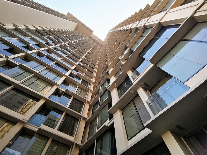 The Esse Asoke, Bangkok, 333 Soi Sukhumvit 21, Sukhumvit Road, Khlongtoei Nua, Watthana, Bangkok, 1 Bedroom, 47 sqm, Condo For Sale, by Suthasinee Chenchopching, 500255400 - DDproperty.com