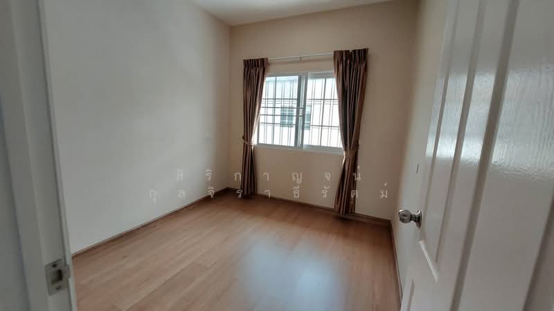 Golden Town Ladprao-Kaset Nawamin - 3-story townhome for rent, 5 bedrooms, 4 bathrooms, extended kit, Bangkok, Khlong Kum, Bueng Kum, Bangkok, 5 Bedrooms, 210 sqm, Townhouse For Rent, by สิริกาญจน์ กุลจิราธีรัตม์, 500255429 - DDproperty.com