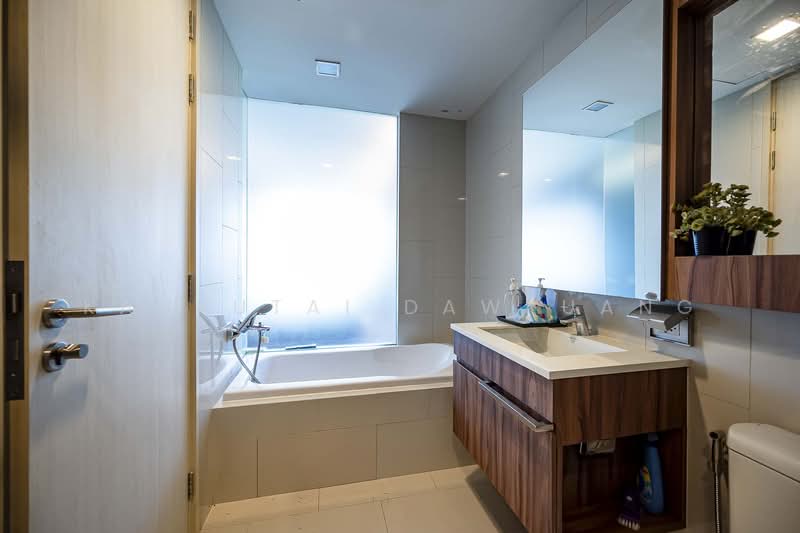 Via 31, Bangkok, Soi Sukhumvit 31, Khlong Tan Nua, Watthana, Bangkok, 2 Bedrooms, 69 sqm, Condo For Sale, by Kanrutai Dawruang, 500255432 - DDproperty.com