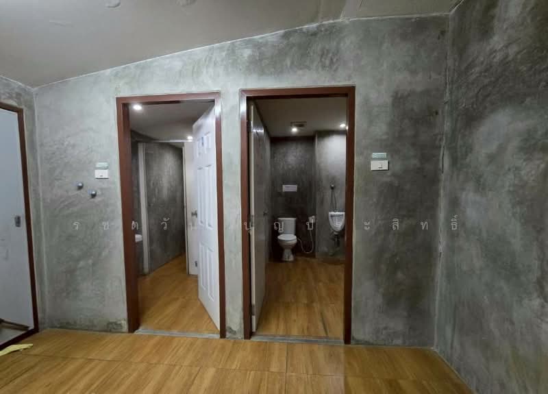 ขายอาคารพาณิชย์ 2 คูหา ทำเลศักยภาพ เมืองนนทบุรี ใกล้ MRT เหมาะลงทุนและทำธุรกิจ โอกาสดีสำหรับนักลงทุน, Nonthaburi, Talat Kwan, Muang Nonthaburi, Nonthaburi, , 600 sqm, Shophouse For Sale, by รชตวัน บุญประสิทธิ์, 500255440 - DDproperty.com