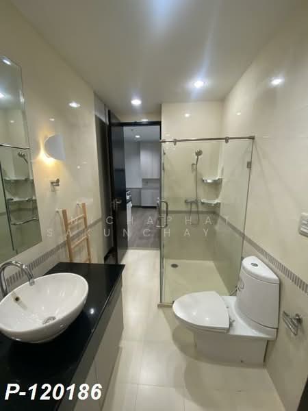 Baan Klang Krung Siam-Pathumwan, Bangkok, Petchburi Road, Thanon Phetchaburi, Ratchathewi, Bangkok, 1 Bedroom, 55 sqm, Condo For Rent, by Nichaphat Sakunchayapha, 500255442 - DDproperty.com