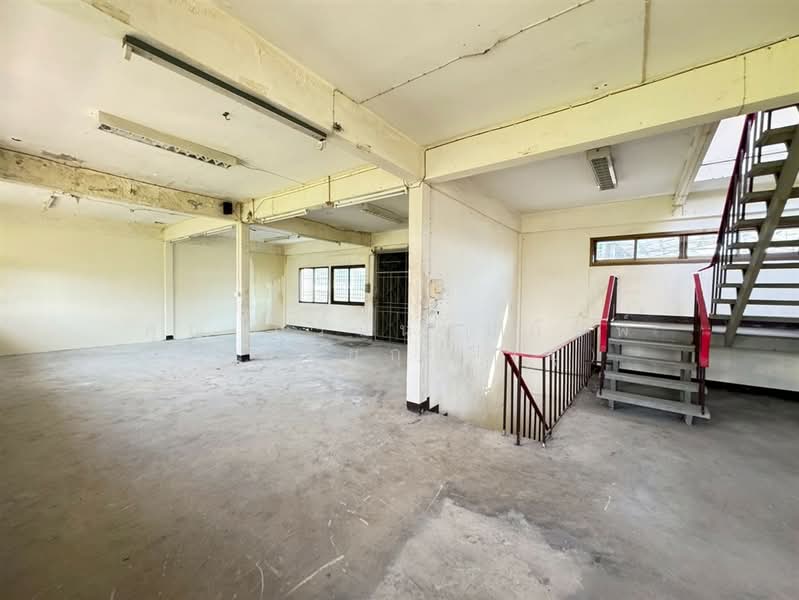 อาคารพาณิชย์ 4 ชั้น 36 ตร.ว. ใกล้ขนส่งสายใต้เก่า และขนส่งสายใต้ใหม่ ถนนบรมราชชนนี, กรุงเทพ, ถนนบรมราชชนนี, อรุณอมรินทร์, บางกอกน้อย, กรุงเทพ, 200 ตร.ม., ตึกแถว-อาคารพาณิชย์ ขาย, โดย คุณ ภรนันท์ปภัษฬ์ สวัสดิยกุล (ปู), 500255451 - DDproperty.com