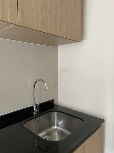 Chambers On-Nut Station, Bangkok, Soi Sukhumvit 81, Sukhumvit Road, Phra Kanong Nua, Watthana, Bangkok, 1 Bedroom, 26 sqm, Condo For Rent, by Praewpakar Soontawong, 500255471 - DDproperty.com