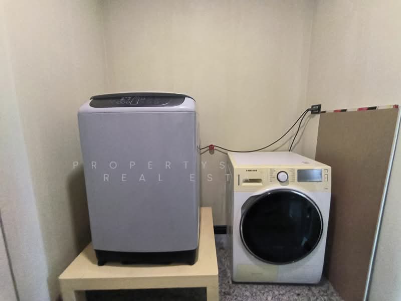 Royal Castle Sukhumvit, Bangkok, 30 Soi Sukhumvit 39, Khlongtoei Nua, Watthana, Bangkok, 3 Bedrooms, 161 sqm, Condo For Rent, by PROPERTYSIGHTS REAL ESTATE, 500255488 - DDproperty.com