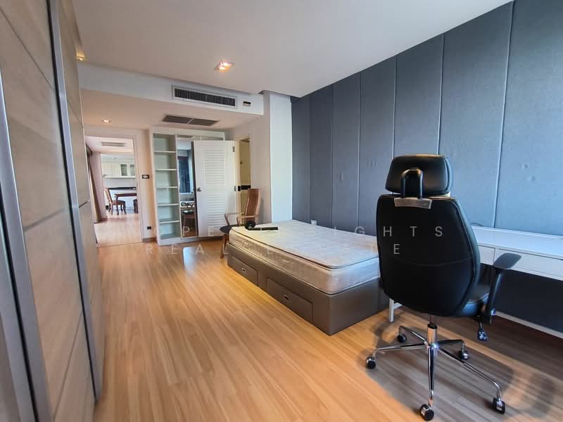 Royal Castle Sukhumvit, Bangkok, 30 Soi Sukhumvit 39, Khlongtoei Nua, Watthana, Bangkok, 3 Bedrooms, 161 sqm, Condo For Rent, by PROPERTYSIGHTS REAL ESTATE, 500255488 - DDproperty.com