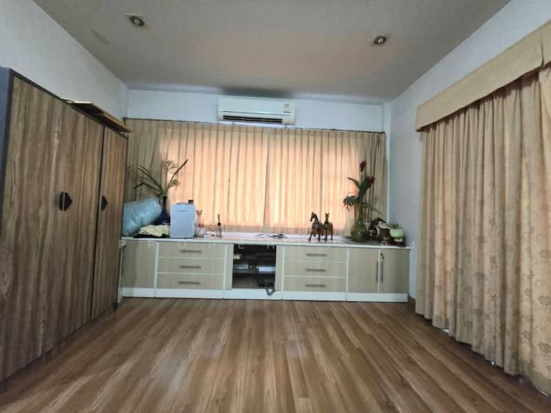 Le Nakarin Srinakarin : เลอ นครินทร์ ศรีนครินทร์, สมุทรปราการ, ถนนหมู่บ้านเลอนครินทร์, บางเมือง, เมืองสมุทรปราการ, สมุทรปราการ, 100 ตร.ม., บ้านเดี่ยว ขาย, โดย The Best Property อัง, 500255511 - DDproperty.com