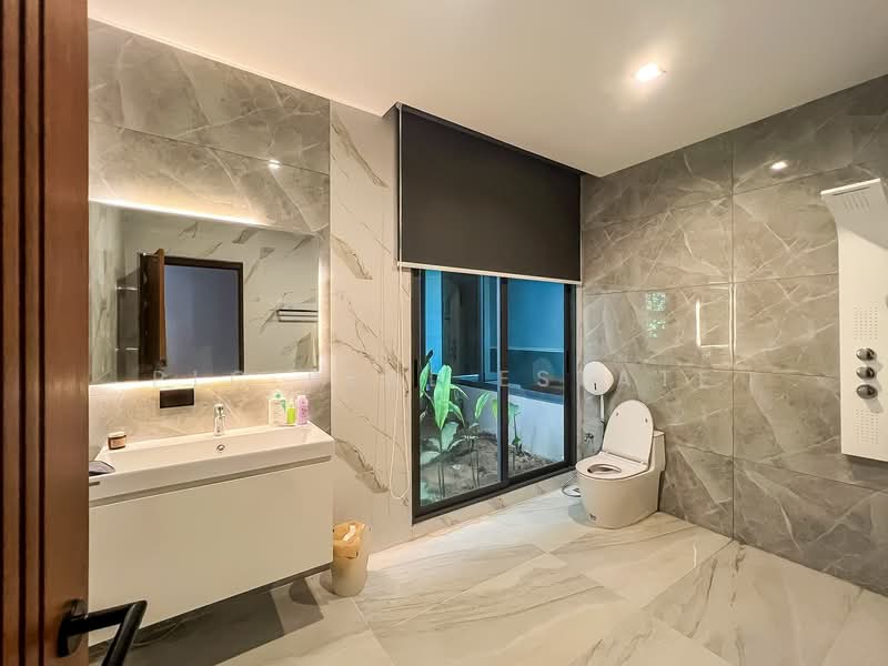 Mabprachan Luxury Villa for Sale 4 Bedroom Lake View, Chon Buri (Pattaya), Bang Lamung, Bang Lamung (Pattaya), Chon Buri (Pattaya), 4 Bedrooms, 630 sqm, Villa For Sale, by PLC real estate, 500255553 - DDproperty.com