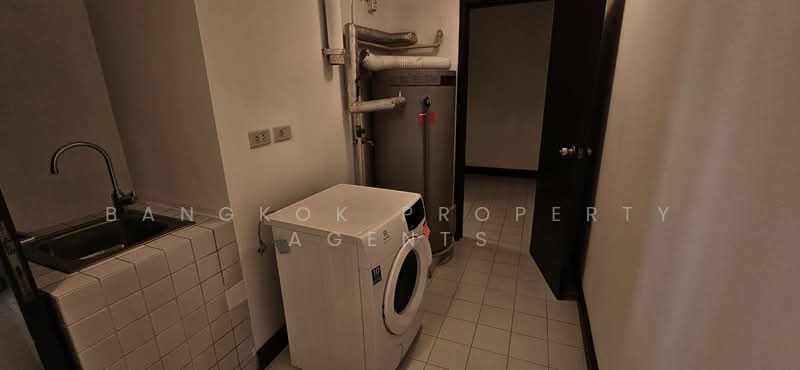 Royal Residence Park, Bangkok, 99 Royal Resident Park Lumphini, Lumphini, Pathum Wan, Bangkok, 3 Bedrooms, 220 sqm, Condo For Rent, by BANGKOK PROPERTY AGENTS, 500255557 - DDproperty.com