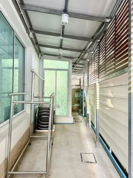 บ้านแต่งครบ พร้อมอยู่ ใจกลางเชียงใหม่! แค่ถือกระเป๋าเข้าอยู่ได้เลย ฟรีเฟอร์ฯ + เครื่องใช้ไฟฟ้าใหม่ทั, Chiang Mai, Pa Tun, Muang Chiang Mai, Chiang Mai, 3 Bedrooms, 120 sqm, Single Detached House For Sale, by เรียลตี้ วัน, 500255566 - DDproperty.com