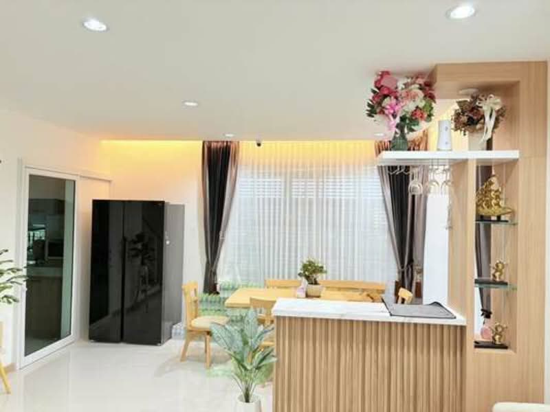 บ้านแต่งครบ พร้อมอยู่ ใจกลางเชียงใหม่! แค่ถือกระเป๋าเข้าอยู่ได้เลย ฟรีเฟอร์ฯ + เครื่องใช้ไฟฟ้าใหม่ทั, เชียงใหม่, ป่าตัน, เมืองเชียงใหม่, เชียงใหม่, 120 ตร.ม., บ้านเดี่ยว ขาย, โดย เรียลตี้ วัน, 500255566 - DDproperty.com