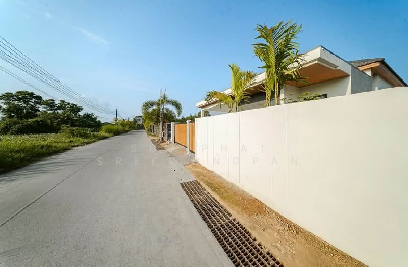 นาจอมเทียน, Chon Buri (Pattaya), นาจอมเทียน, Na Chom Thian, Sattahip, Chon Buri (Pattaya), 4 Bedrooms, 270 sqm, Single Detached House For Sale, by Sujiphat Sreewongpan, 500255625 - DDproperty.com