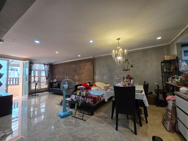 หมู่บ้านธันยกานต์ มัยลาภ, Bangkok, Chorake Bua, Lat Phrao, Bangkok, 4 Bedrooms, 120 sqm, Townhouse For Sale, by The Best Property กาญจน์, 500255642 - DDproperty.com