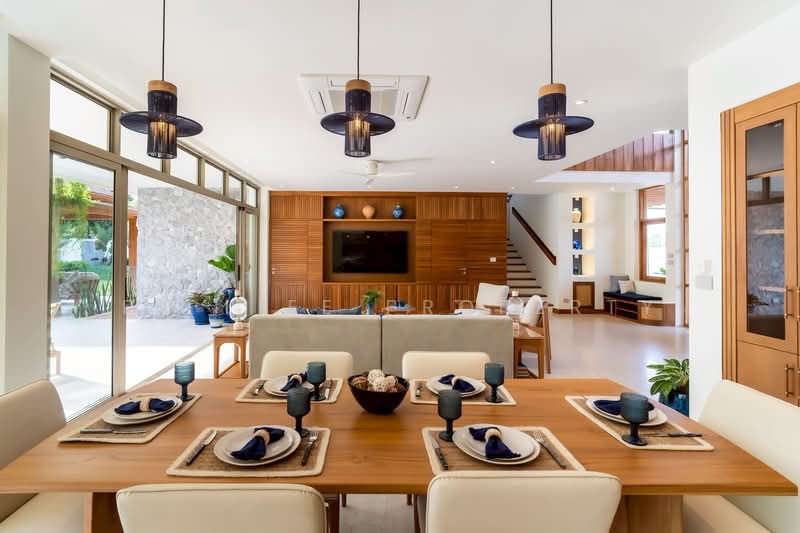 2S0245 Pool villa for sale 37,900,000 baht 4 bedroom 4 bathroom at cherngtalay have fully furnished, ภูเก็ต, เชิงทะเล, ถลาง, ภูเก็ต, 599 ตร.ม., วิลล่า ขาย, โดย PK LIFE Property, 500255662 - DDproperty.com