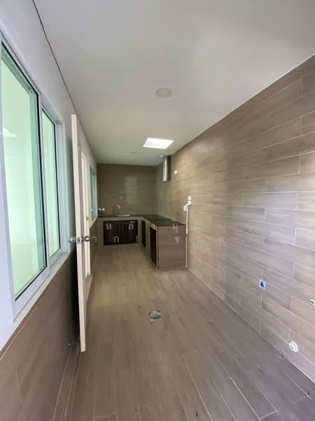 Nirun Ville 59, Samut Prakan, Bang Mueng, Muang Samut Prakarn, Samut Prakan, 3 Bedrooms, 48 sqm, Townhouse For Sale, by หลังมุม หายาก! จอดรถนอกรั้วบ้านได้เพิ่มสองคัน!! ทาวน์โฮม นิรันดร์ วิลล์ 59 (Nirun Ville 59) 24 ตร.ว., 500255675 - DDproperty.com
