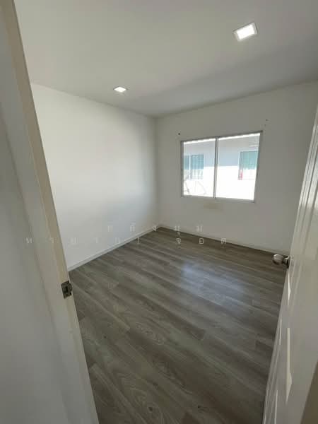 Nirun Ville 59, Samut Prakan, Bang Mueng, Muang Samut Prakarn, Samut Prakan, 3 Bedrooms, 48 sqm, Townhouse For Sale, by หลังมุม หายาก! จอดรถนอกรั้วบ้านได้เพิ่มสองคัน!! ทาวน์โฮม นิรันดร์ วิลล์ 59 (Nirun Ville 59) 24 ตร.ว., 500255675 - DDproperty.com