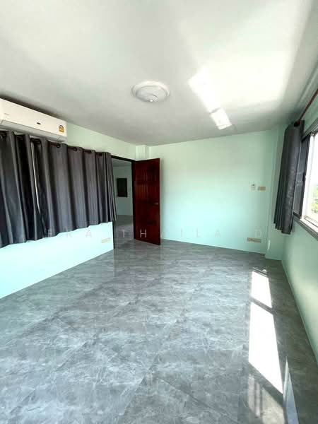 ฟีนิกซ์ ปาร์ค, Pathum Thani, Khlong Song, Khlong Luang, Pathum Thani, 3 Bedrooms, 345 sqm, Townhouse For Sale, by ERA Thailand, 500255683 - DDproperty.com