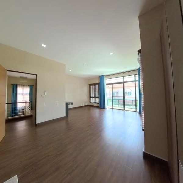 บ้านหรู 2 ชั้น ฟังก์ชันครบ! พร้อมอยู่ + EV Charger ครบ จบในหลังเดียว โอกาสดีสำหรับคนหาบ้านคุณภาพ ทำเ, เชียงใหม่, ไชยสถาน, สารภี, เชียงใหม่, 200 ตร.ม., บ้านเดี่ยว ขาย, โดย เรียลตี้ วัน, 500255702 - DDproperty.com