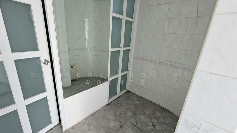 P.R. Home 1 & 2, Bangkok, Soi Thonglor 8, Khlong Tan Nua, Watthana, Bangkok, 3 Bedrooms, 320 sqm, Condo For Rent, by BANGKOK PROPERTY AGENTS, 500255736 - DDproperty.com