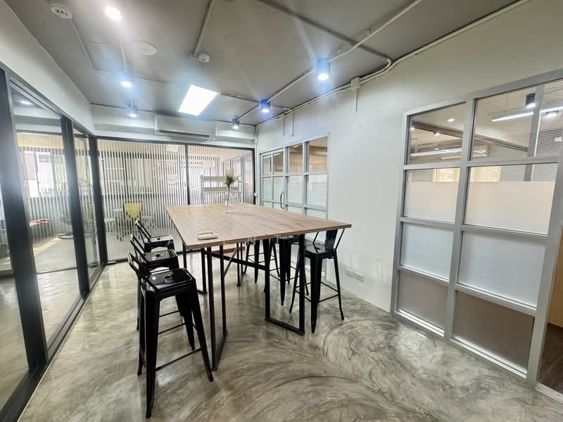 สำนักงานให้เช่าพร้อมใช้งาน ย่านสีลมใกล้บีทีเอสสถานีเซ็นต์หลุย (SPSAD3935), กรุงเทพ, ถนนปั้น-สีลม, สีลม, บางรัก, กรุงเทพ, 80 ตร.ม., สำนักงาน ให้เช่า, โดย Agent Pla, 500255758 - DDproperty.com