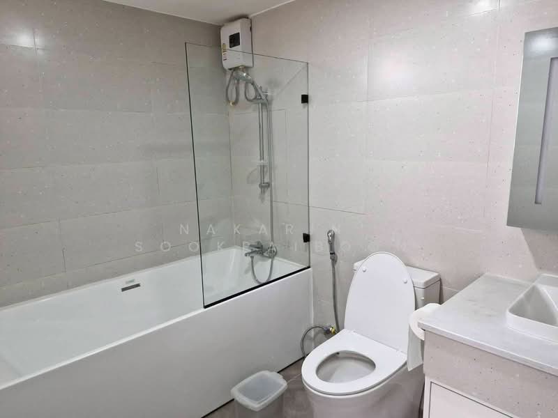 Casa Condo, Chiang Mai, Chang Phuak, Muang Chiang Mai, Chiang Mai, 3 Bedrooms, 212 sqm, Condo For Rent, by Nakarin  Sookpaiboon, 500255759 - DDproperty.com