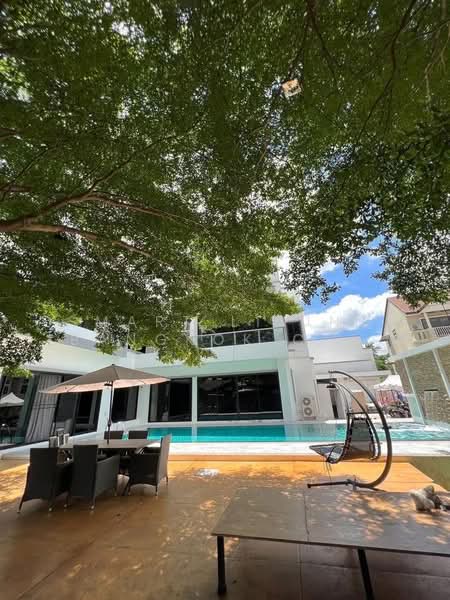 Baan Charansanitwong 35, Bangkok, Bang Khun Non, Bangkok Noi, Bangkok, 7 Bedrooms, 750 sqm, Single Detached House For Sale, by Smart Living Bangkok Co.,Ltd., 500255763 - DDproperty.com