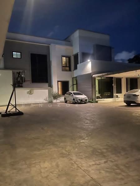 บ้านจรัญสนิทวงศ์ 35, กรุงเทพ, บางขุนนนท์, บางกอกน้อย, กรุงเทพ, 750 ตร.ม., บ้านเดี่ยว ขาย, โดย Smart Living Bangkok Co.,Ltd., 500255763 - DDproperty.com