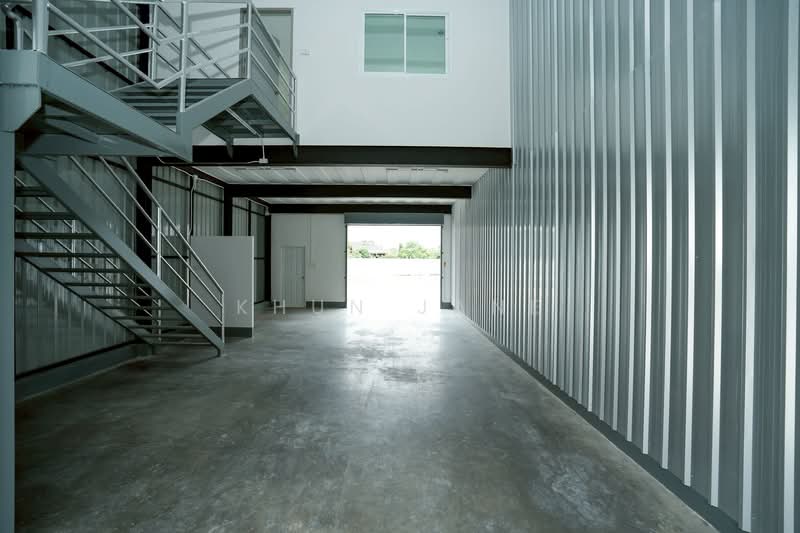 For Rent - Warehouse with Office for Rent near Si Nut BTS Station, Sukhumvit 77, On Nut 51 (SPSJP279), Bangkok