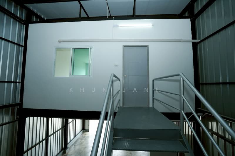 For Rent - Warehouse with Office for Rent near Si Nut BTS Station, Sukhumvit 77, On Nut 51 (SPSJP279), Bangkok