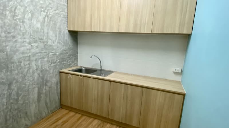 Office space for rent on the 3rd floor in the Silom area, near BTS (SPSAD3936), Bangkok, ถนนปั้น-สีลม, Silom, Bang Rak, Bangkok, , 76 sqm, Office Space For Rent, by Agent Pla, 500255777 - DDproperty.com