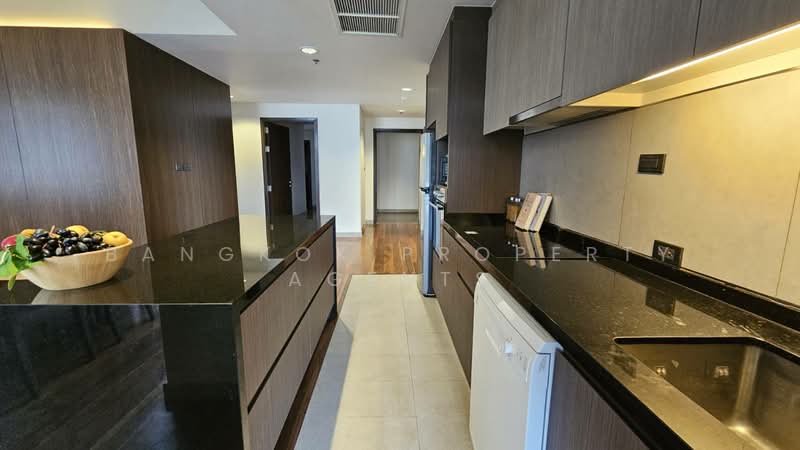 Piya Residence, Bangkok, Soi Sukhumvit 28-30, Khong Tan, Khlong Toei, Bangkok, 3 Bedrooms, 162 sqm, Condo For Rent, by BANGKOK PROPERTY AGENTS, 500255790 - DDproperty.com