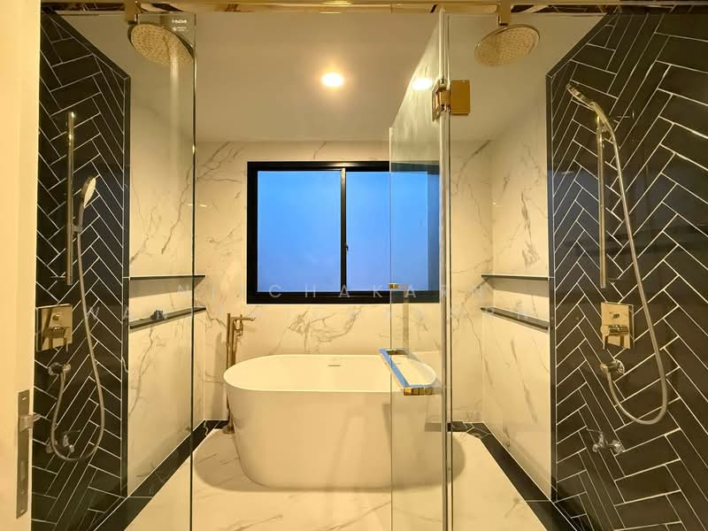 Setthasiri Wongwaen-Chatuchot, Bangkok, 1353 Sam Wa Tawan Tok, Sam Wa Tawan Tok, Khlong Sam Wa, Bangkok, 5 Bedrooms, 499 sqm, Single Detached House For Sale, by Nitchakarn  Wanitwichakornkit , 500255819 - DDproperty.com